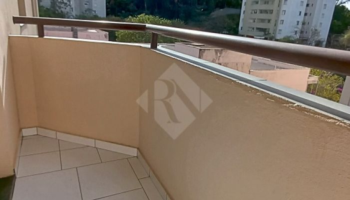 Venda de Apartamento em  
São Paulo-SP no Morumbi